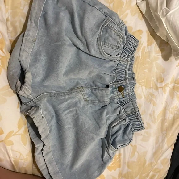 Old school high waisted denim shorts - Picture 1 of 2